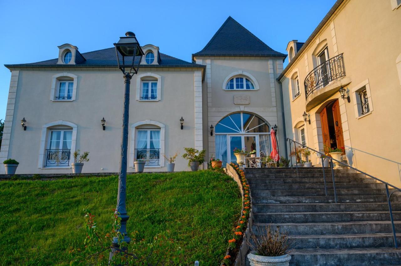 Hotel Domaine De Lardoisiere Château-Salins Exterior foto
